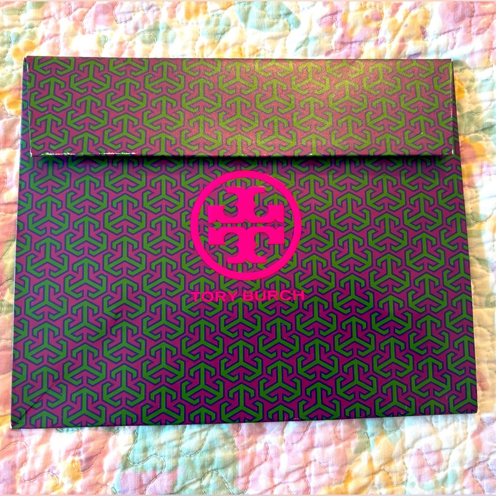 Tory Burch gift bag (jelwery & accessories)- Never used
